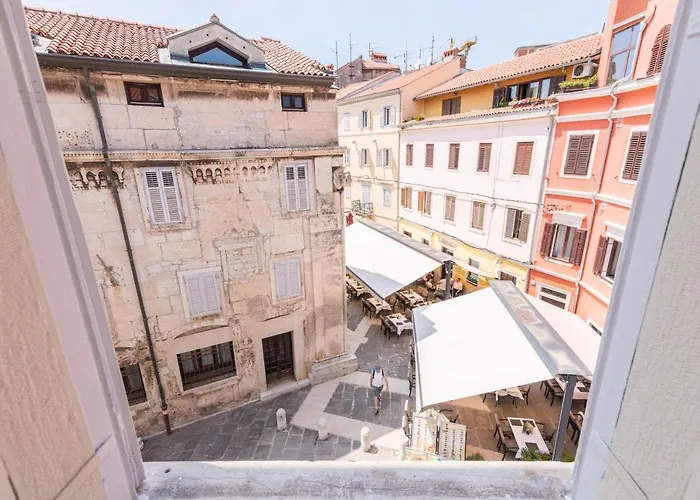 Apartment Temple Pula