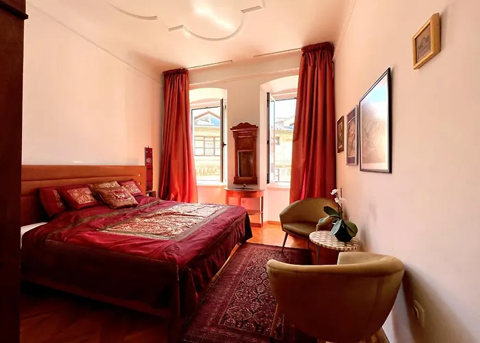 Apartment Temple Pula